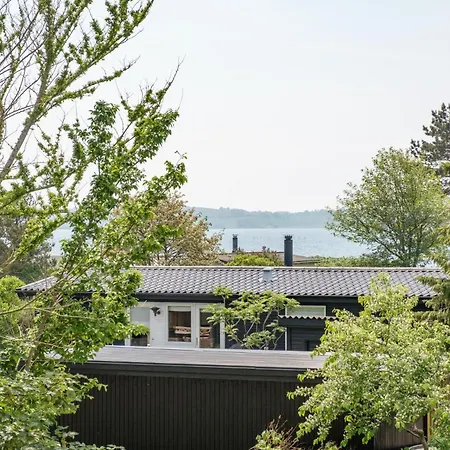 Awesome In With 3 Bedrooms And Wifi Knebel